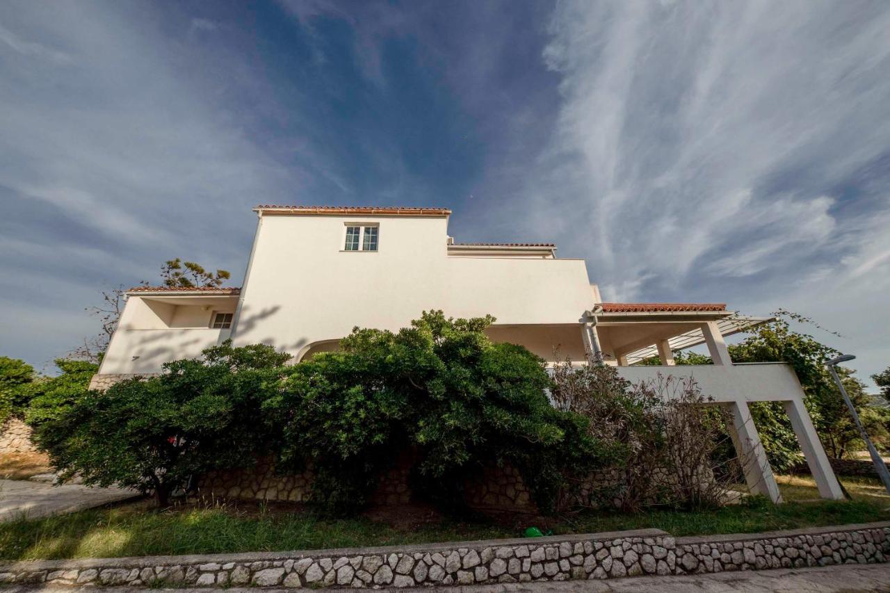 Guesthouse Sime Kolan Exteriér fotografie